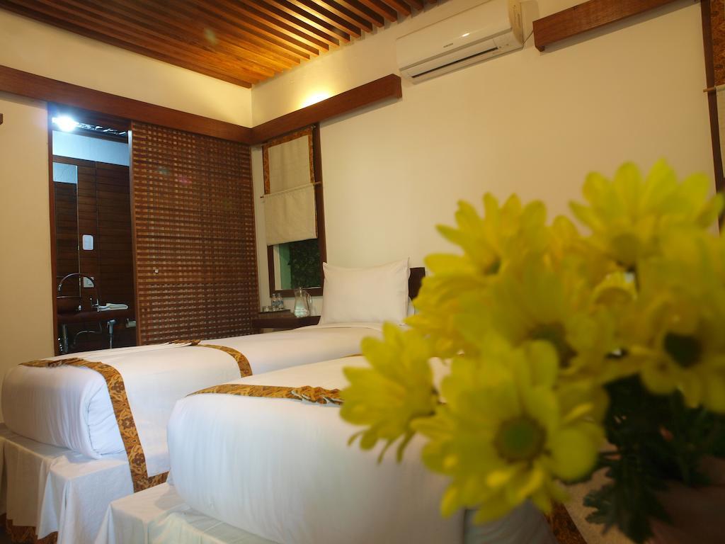 Flores Gallery Hotel Bandung Extérieur photo